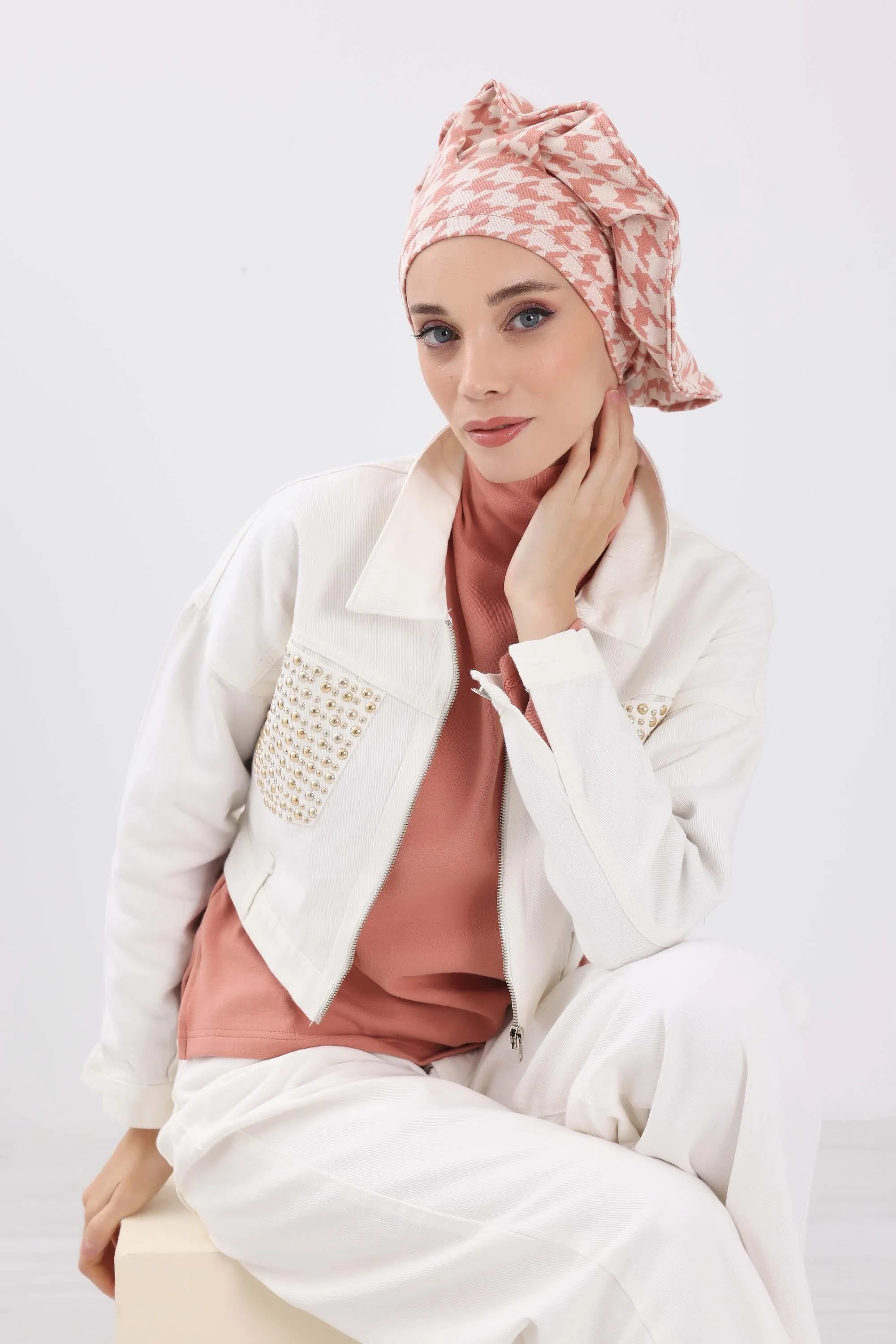 French-Style Winter Turban Headwrap, Houndstooth & Leopard Printed Women Winter Turban, Elegant French-Influenced Winter Headwrap,B-79