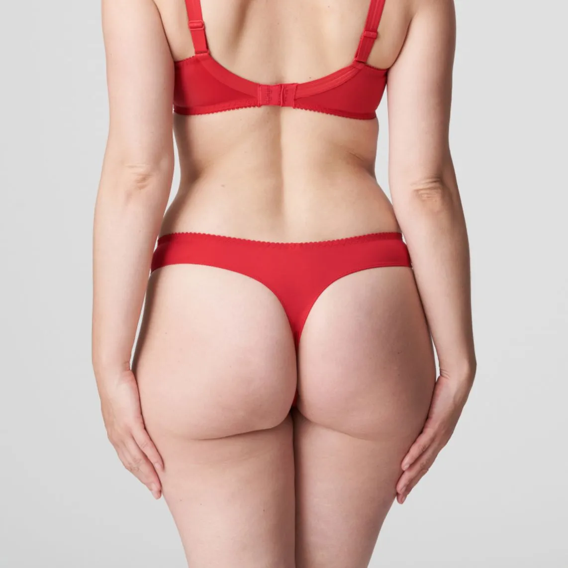 Prima Donna Deauville Thong in Scarlet 0661815